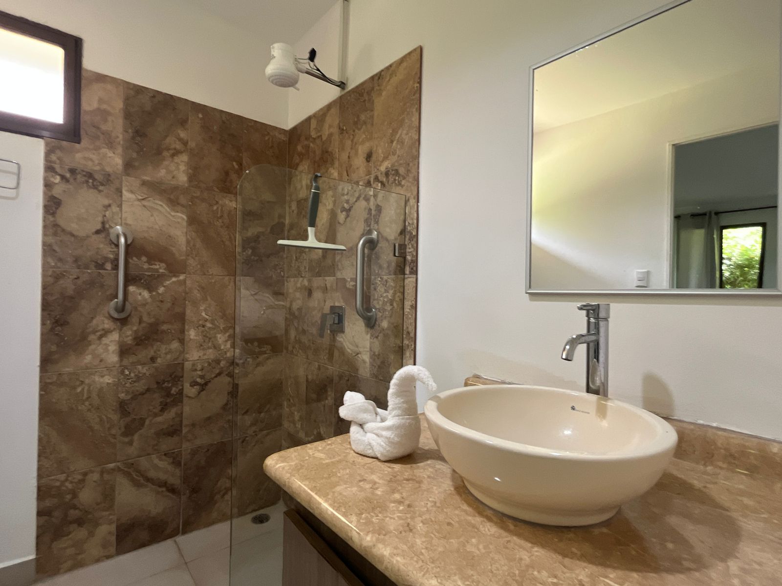 Perla Tropical, Rio Seco, Parrita - Image 32