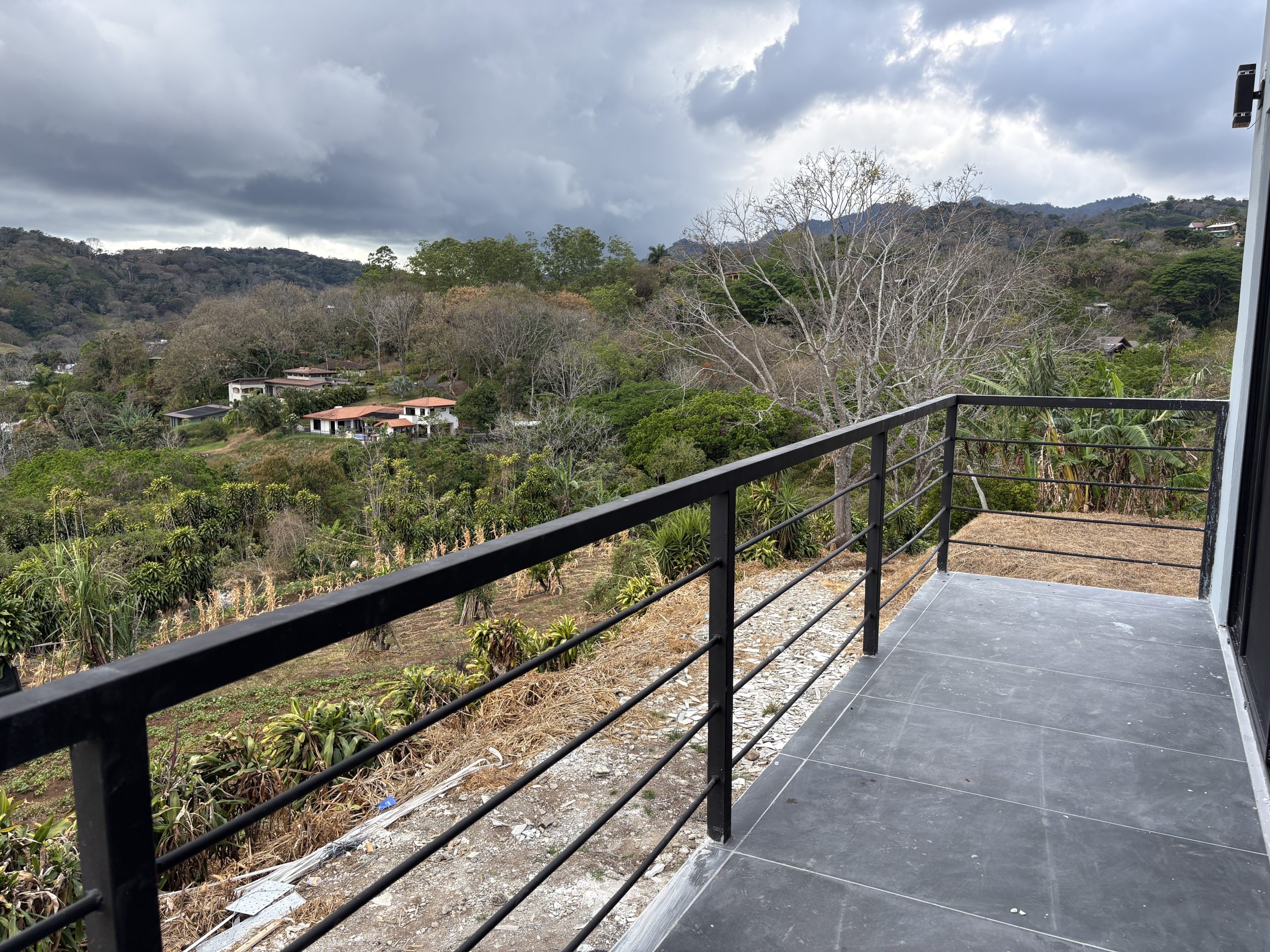 Luxury Turnkey Home with Stunning Mountain Views - Image 28